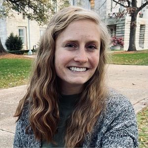 Meet your Posher, Emily